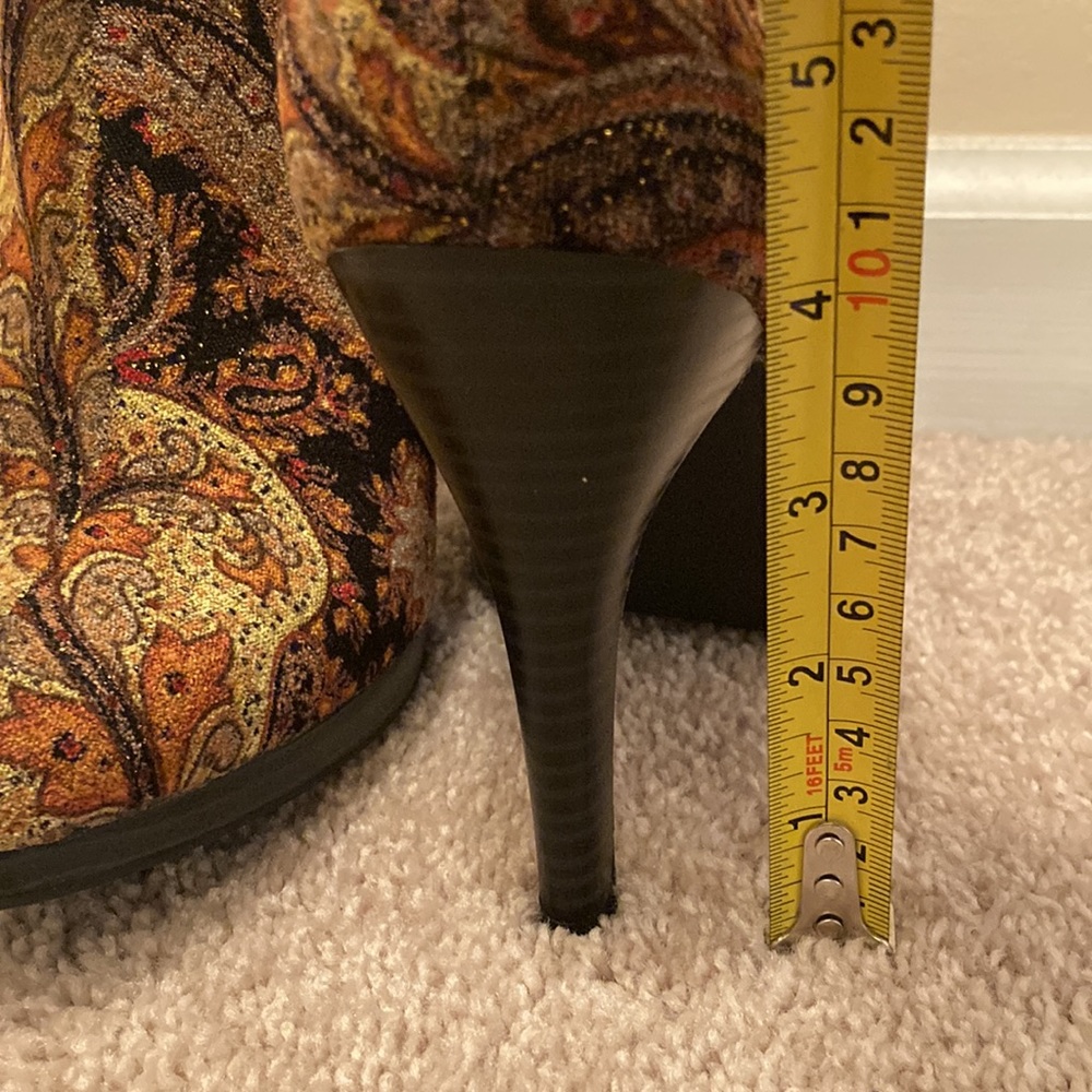 Diba Tan/Brown Heel Booties - Picture 6 of 6